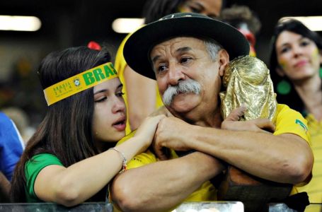 Бразилия құрамасының танымал жанкүйері дүниеден озды