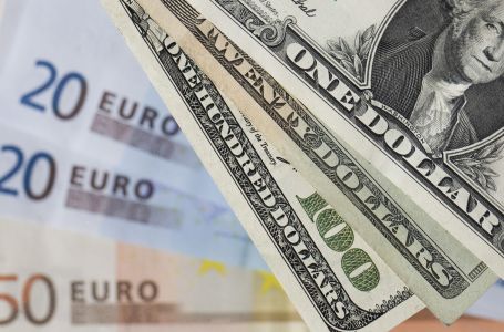 Евро доллармен теңесуі мүмкін