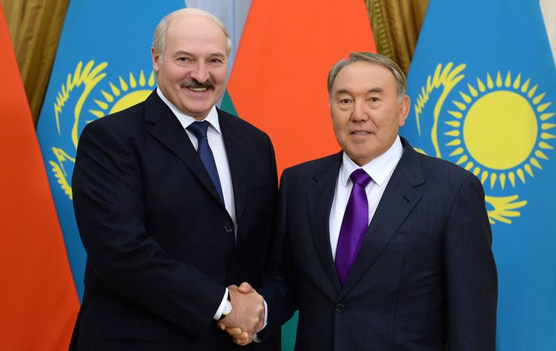 Назарбаев Лукашенконы сайлаудағы жеңісімен құттықтады