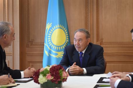 Нұрсұлтан Назарбаев француз экономисі Жак Атталимен кездесті