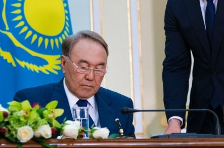 Назарбаев жергілікті полиция құру туралы заңға қол қойды
