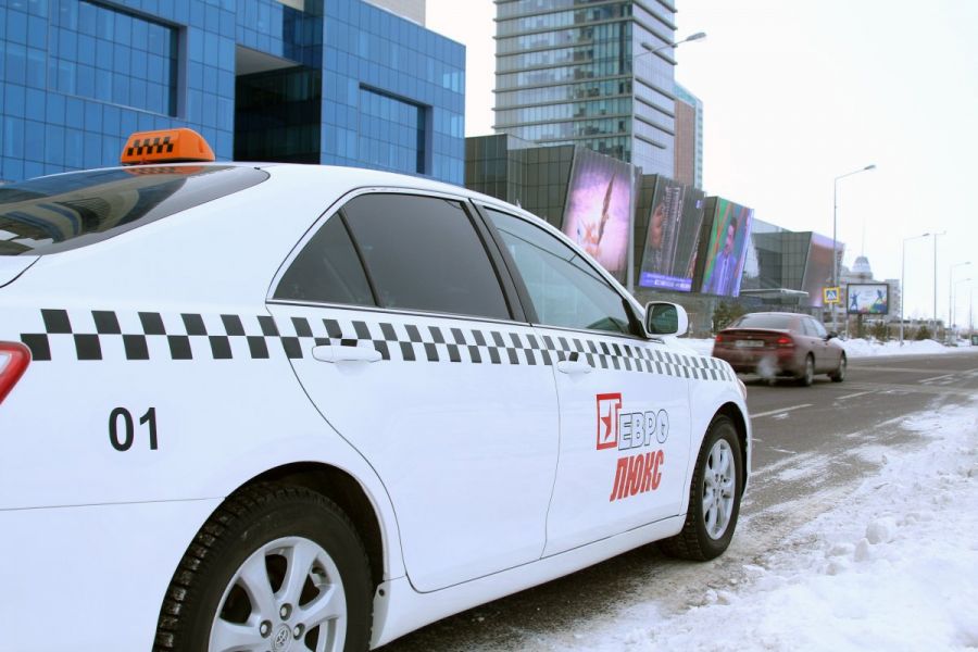 Такси астана аэропорт астаны. Астана такси. Такси регион Астана. Официальное такси Астана. Такси Астана Hyundai.