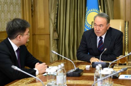 Назарбаев қазақстандық екі жоғары оқу орнын біріктіруді ұсынды