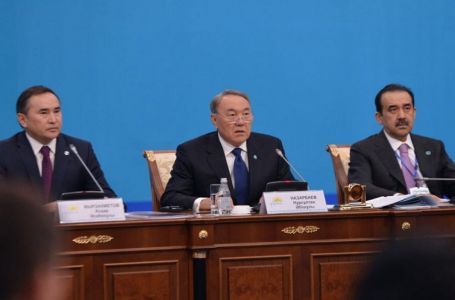 Девальвация болмағанда қазақстандықтар кедейленіп кетуі мүмкін еді - Назарбаев