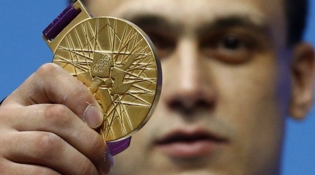 Алматыда 300 кг-дық Олимпиадалық медаль орнатылады