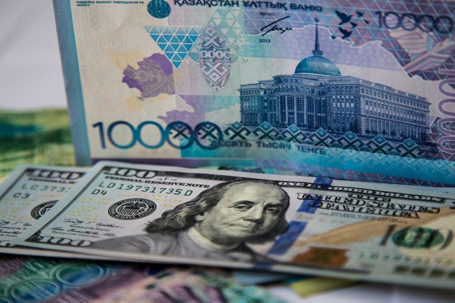 Ұлттық валютаның долларға қатысты бағамы нығая түсті