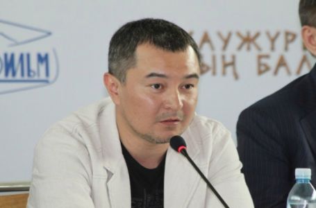 Ақан Сатаевтың келесі режиссерлік жұмысы "Районы" деп аталады
