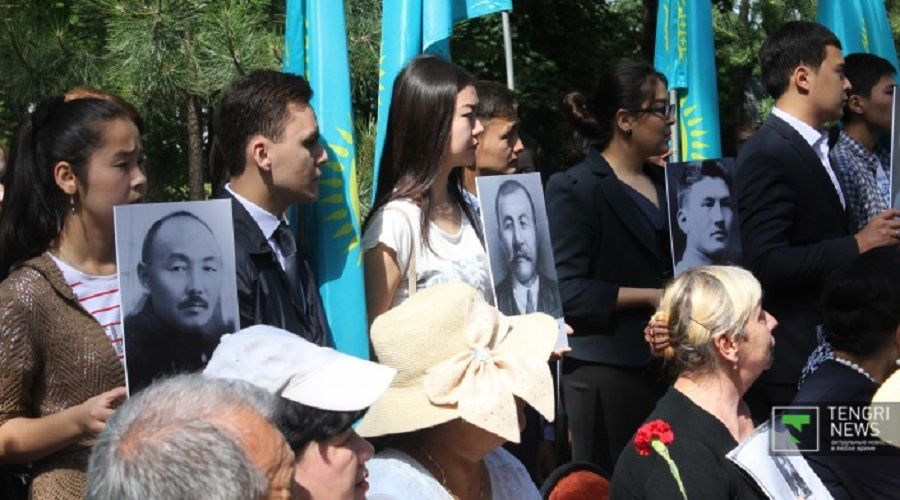 Алматы саяси қуғын-сүргін құрбандарын еске алды