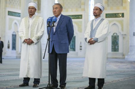 Назарбаев қазақстандықтарды қасиетті Құрбан айт мерекесімен құттықтады