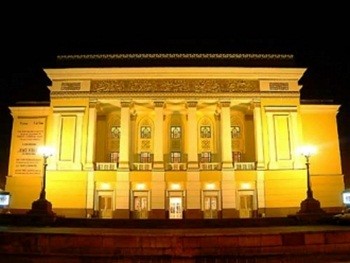 Абай театры жаңа маусымын "Абай" операсымен ашады