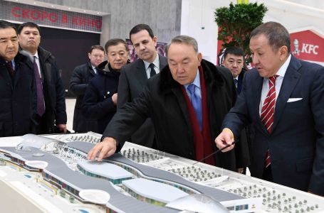 Назарбаев «ЭКСПО-2017» нысандарын аралап көрді