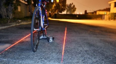 Велосипедистерді түн ішінде жүргенде қорғайтын лазер