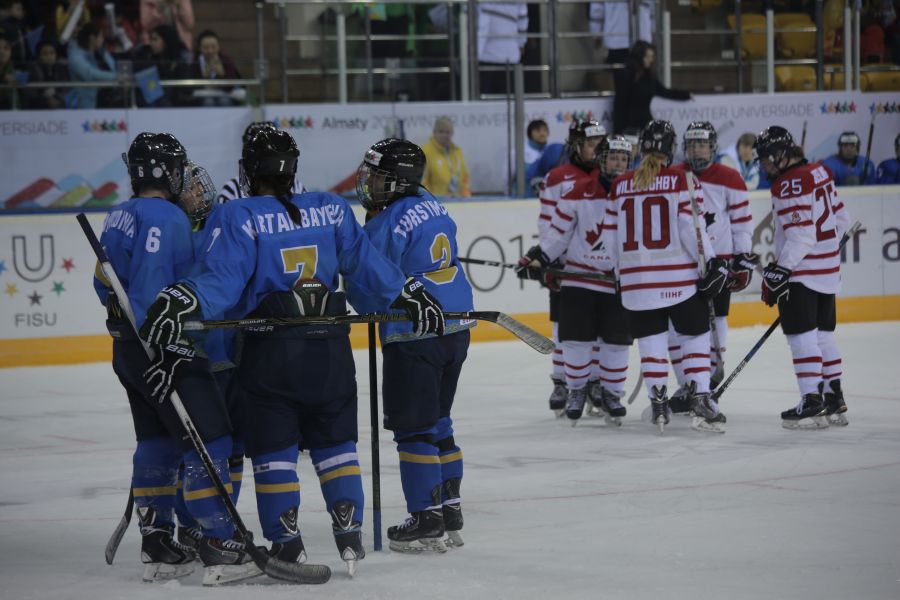 Хоккейден Қазақстанның әйелдер құрамасы канадалықтардан ірі есеппен жеңілді 