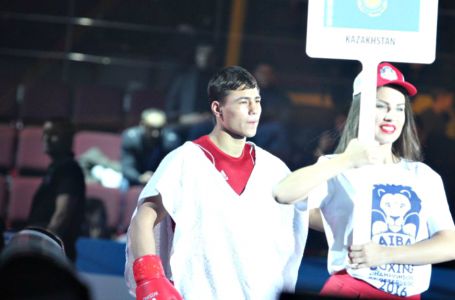 Үш қазақ боксшысы Тайландтағы халықаралық турнирдің жартылай финалына шықты