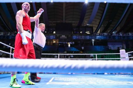 8 қазақ боксшысы Азия чемпионатының жартылай финалына шықты
