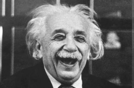 Эйнштейн физиканы қалай оқыды?
