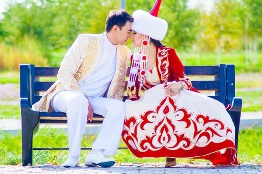 Боле казахский. Казахская свадьба. Казакша фотосессия. Казак тойы. Қазақша той.