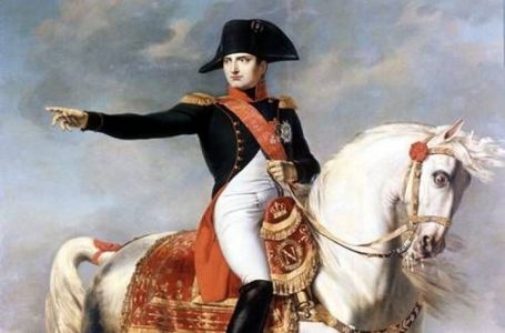 Наполеон Бонапарт тәулігіне 4 сағат қана ұйықтаған