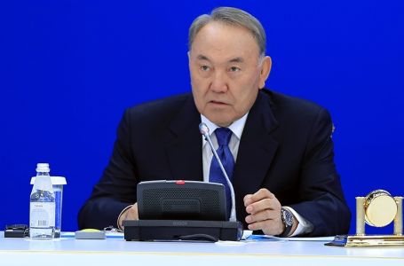Мемлекет басшысы қазақ тіліне қажетсіз әріптерді атады
