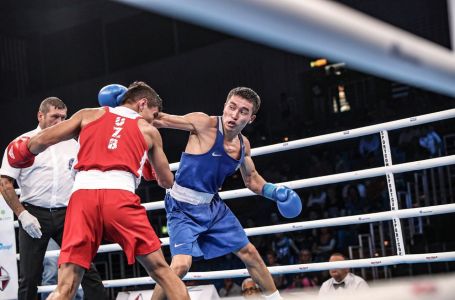 Қайрат Ералиев әлем чемпионатында өзбек боксшысын жеңді
