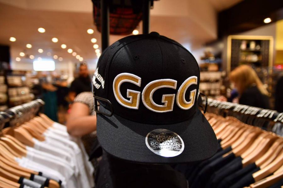 Лас-Вегаста Головкин - "Канело" жекпе-жегінің атрибутикалары сатылып жатыр