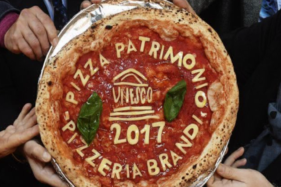 Неаполитан пиццасы ЮНЕСКО мұрасы тізіміне енді