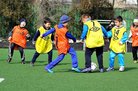 UEFA футболда балалардың баспен ойнауына тыйым салуы мүмкін