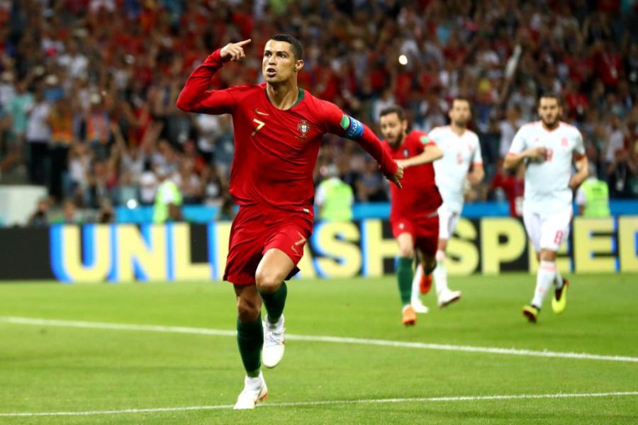 Роналду хет-трик жасаған ойында Португалия Испаниямен тең түсті
