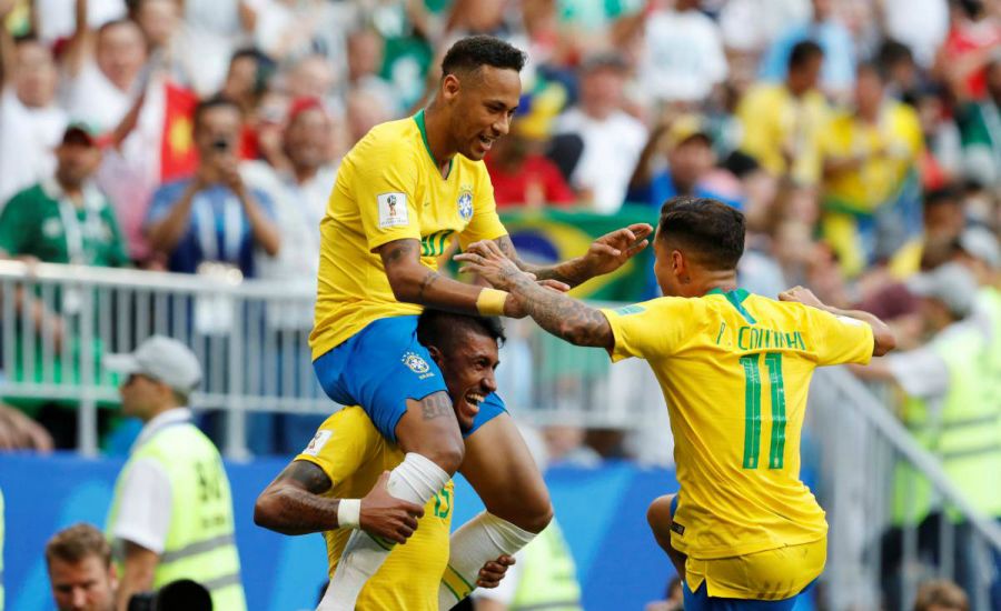 Бразилия құрамасы ширек финалға шықты