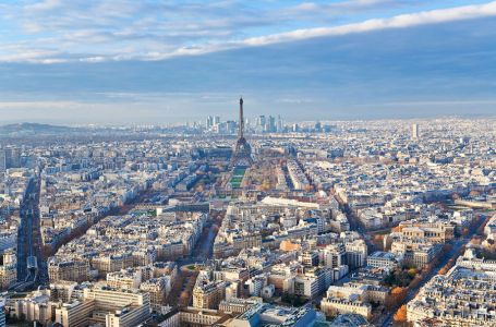 Парижде 1 жыл өмір сүру – 183 тал темекі шеккенмен бірдей