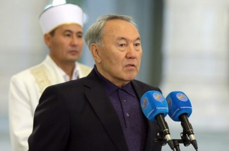 Нұрсұлтан Назарбаев қазақстандықтарды Құрбан айт мейрамымен құттықтады