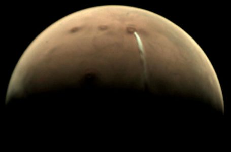 Марс үстіндегі бұлт - бұлт емес, су буы болып шықты 