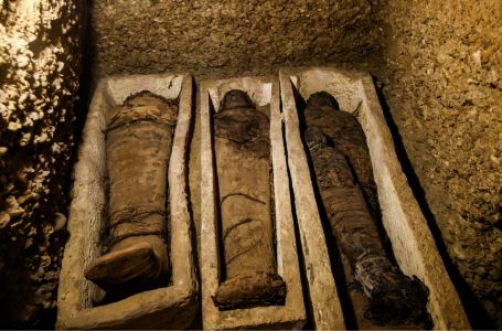 Мысырда 50 мумия жерленген қорым табылды 