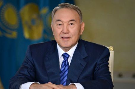 Нұрсұлтан Назарбаевқа құрметті сенатор мәртебесі берілді