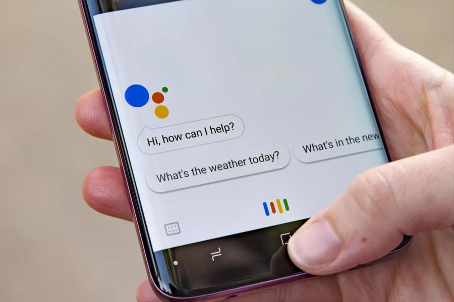 Google Assistant мессенджерлердегі хаттарды оқуды үйренді