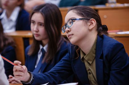 Алматының жоғарғы сынып оқушылары барлығына өз күшімен жетуді үйренді