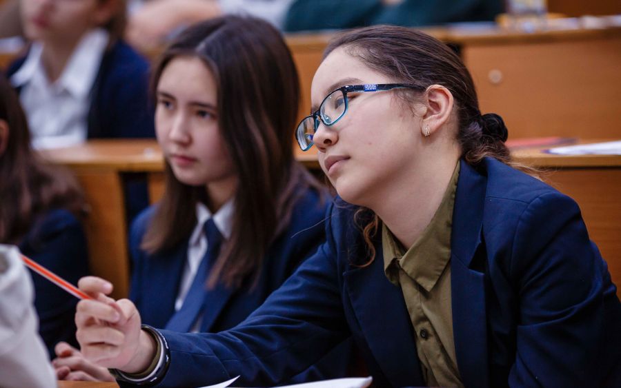 Алматының жоғарғы сынып оқушылары барлығына өз күшімен жетуді үйренді