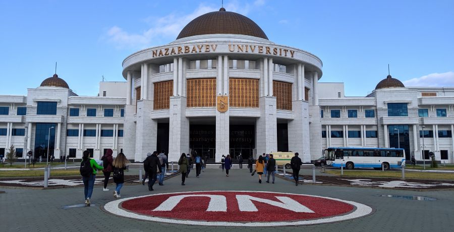 Назарбаев университетінің шетелдік қай ЖОО-мен байланысы бар?