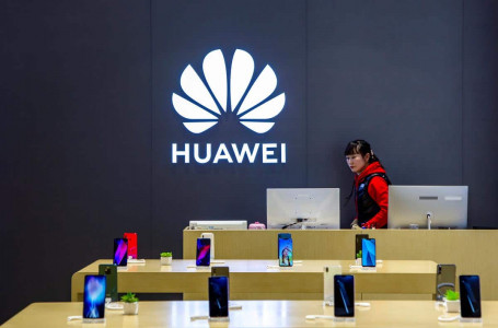 Huawei смартфон шығаруды азайтты