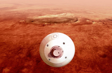 NASA Марстың түрлі түсті фотосуретін жариялады