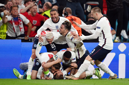 Англия өз тарихында алғаш рет Еуропа чемпионаты финалына шықты
