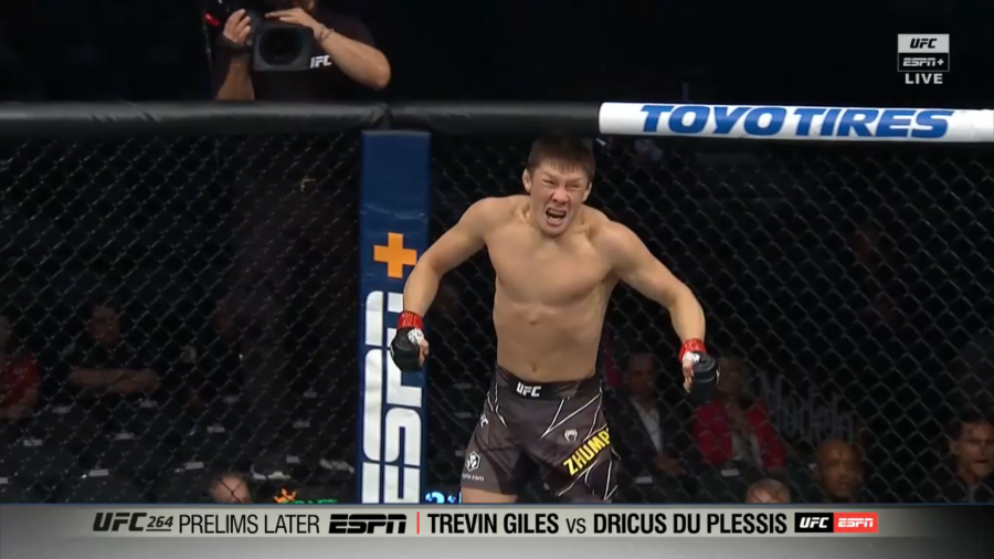 Жалғас Жұмағұлов UFC-гі үшінші жекпе-жегінде жеңіске жетті (видео)
