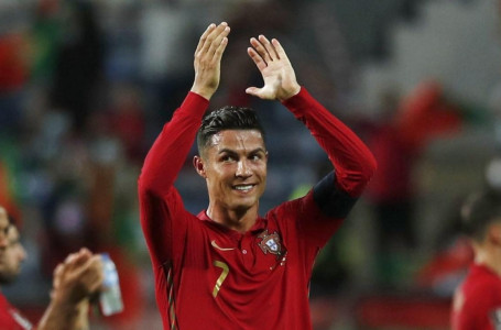 Роналду Португалия құрамында екі рекорд жаңартты