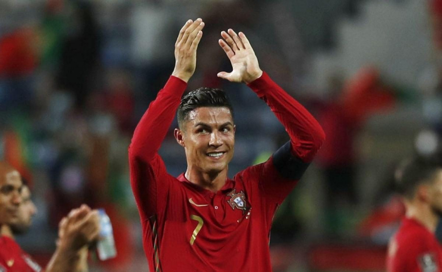 Роналду Португалия құрамында екі рекорд жаңартты