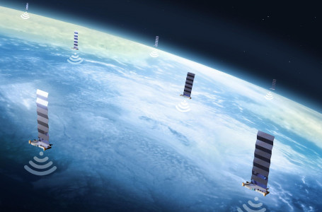 SpaceX Wi-Fi таратушы шағын спутниктерін орбитаға ұшырды