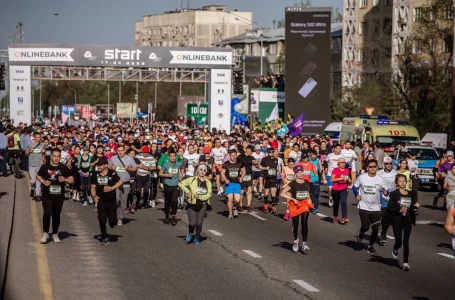 Алматы жартылай марафонында 5 мыңнан астам адам жүгірді