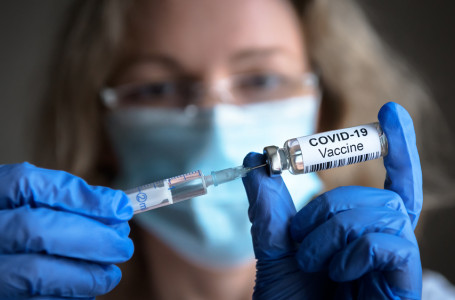 Қазақстанда коронавирусқа қарсы қандай вакциналар бар – ДСМ жауабы