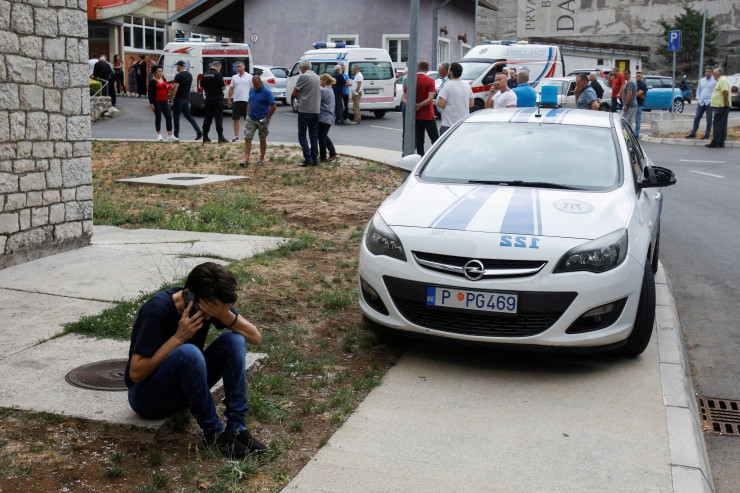 Черногория тұрғыны отбасылық жанжалдан кейін 17 адамды атып тастады