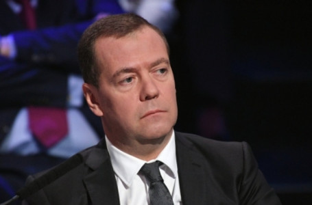 "Манипуляция". Фактчекерлер Медведевтің жазбасына талдау жасады 