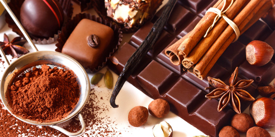 Бақыт гормоны: шоколадтың пайдалы қасиеттері және оны таңдау әдістері